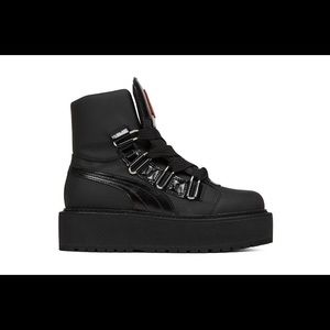 RHIANNA X FENTY PLATFORM BOOTS